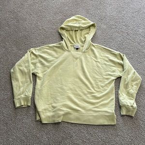 universal thread pullover hoodie